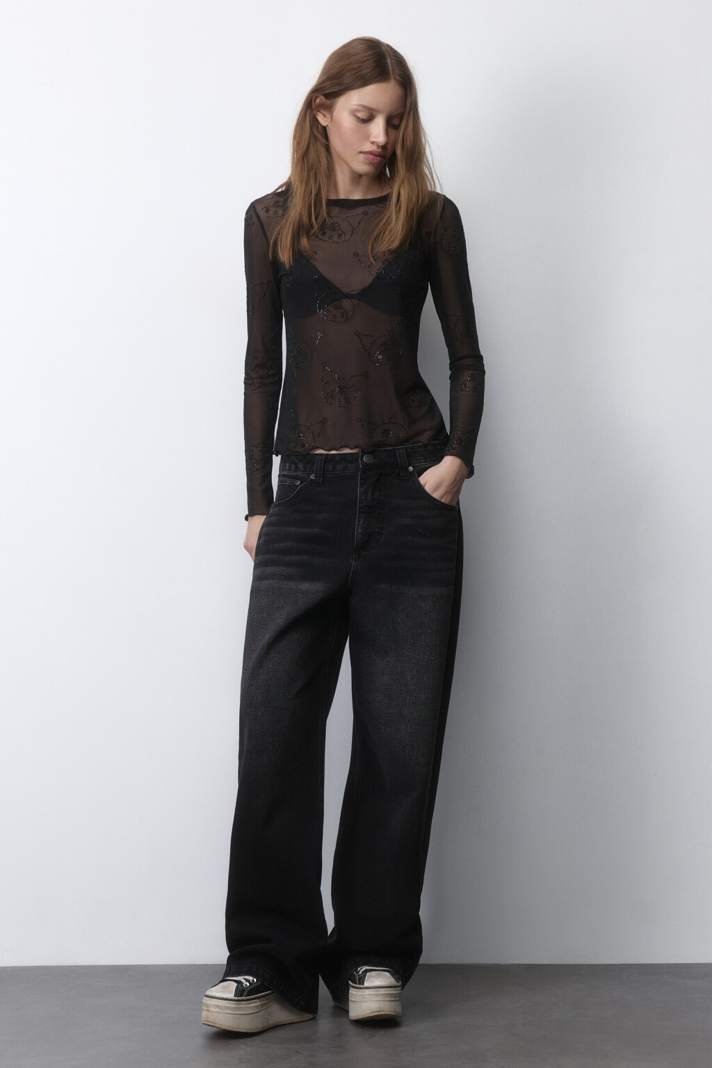 Лонгслив сетчатый с принтом из страз - цвет черный - 6