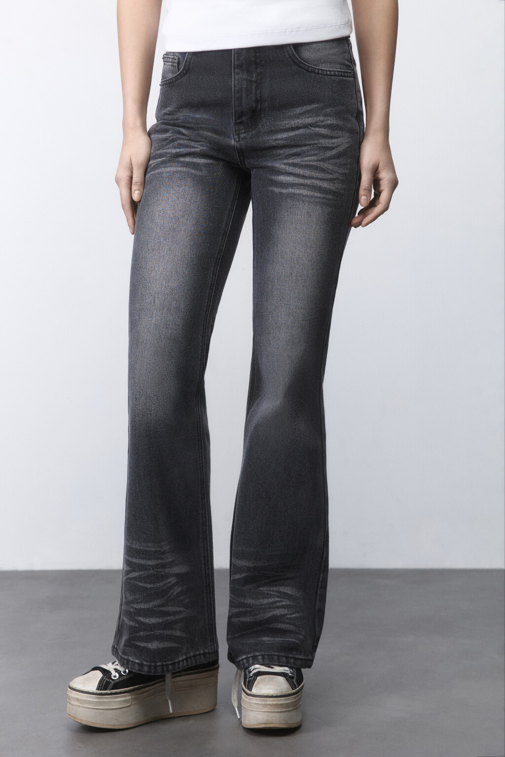 Джинсы клеш со средней посадкой - цвет серый - 2