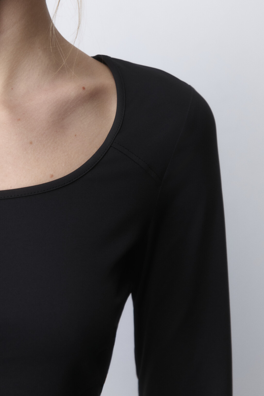 Лонгслив-корсет трикотажный с вырезом-каре - цвет черный - 6