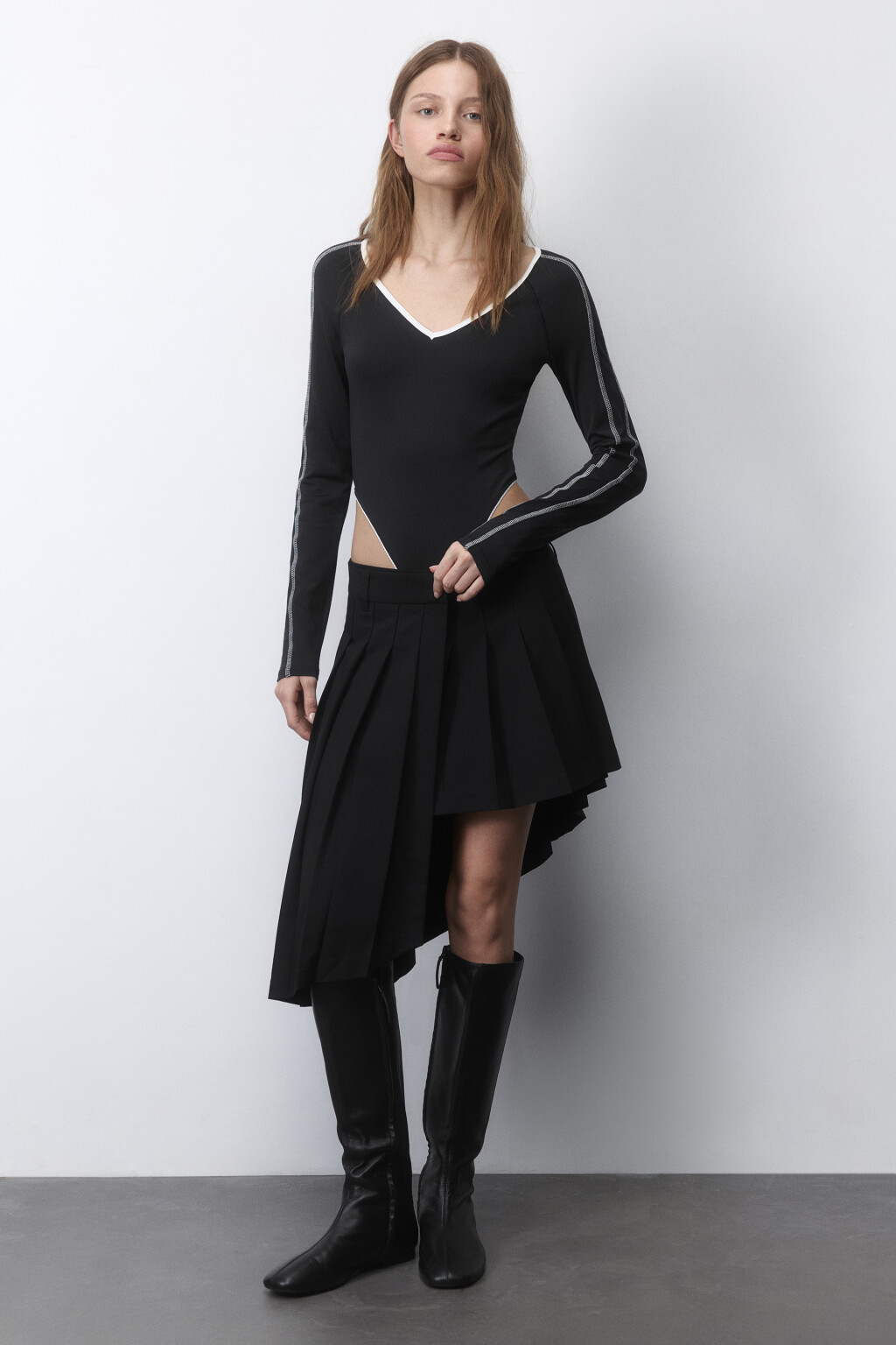 Боди-лонгслив с контрастными швами - цвет черный - 5