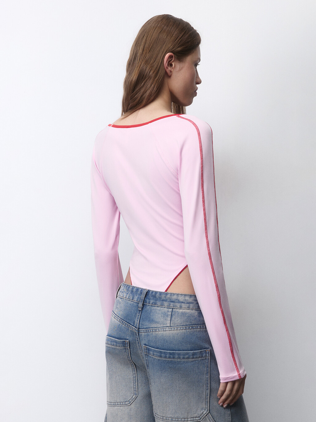 Боди-лонгслив с контрастными швами - цвет розовый - 3