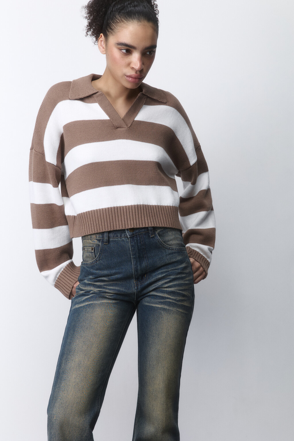 Джемпер укороченный с воротником-поло - цвет коричневый - 1