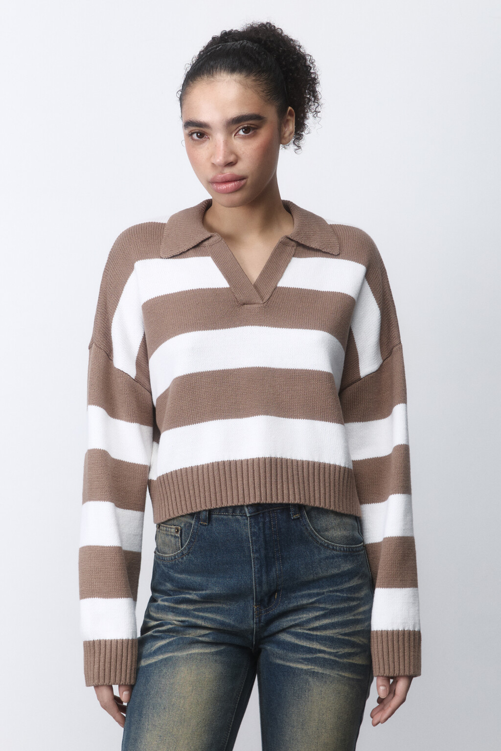 Джемпер укороченный с воротником-поло - цвет коричневый - 2