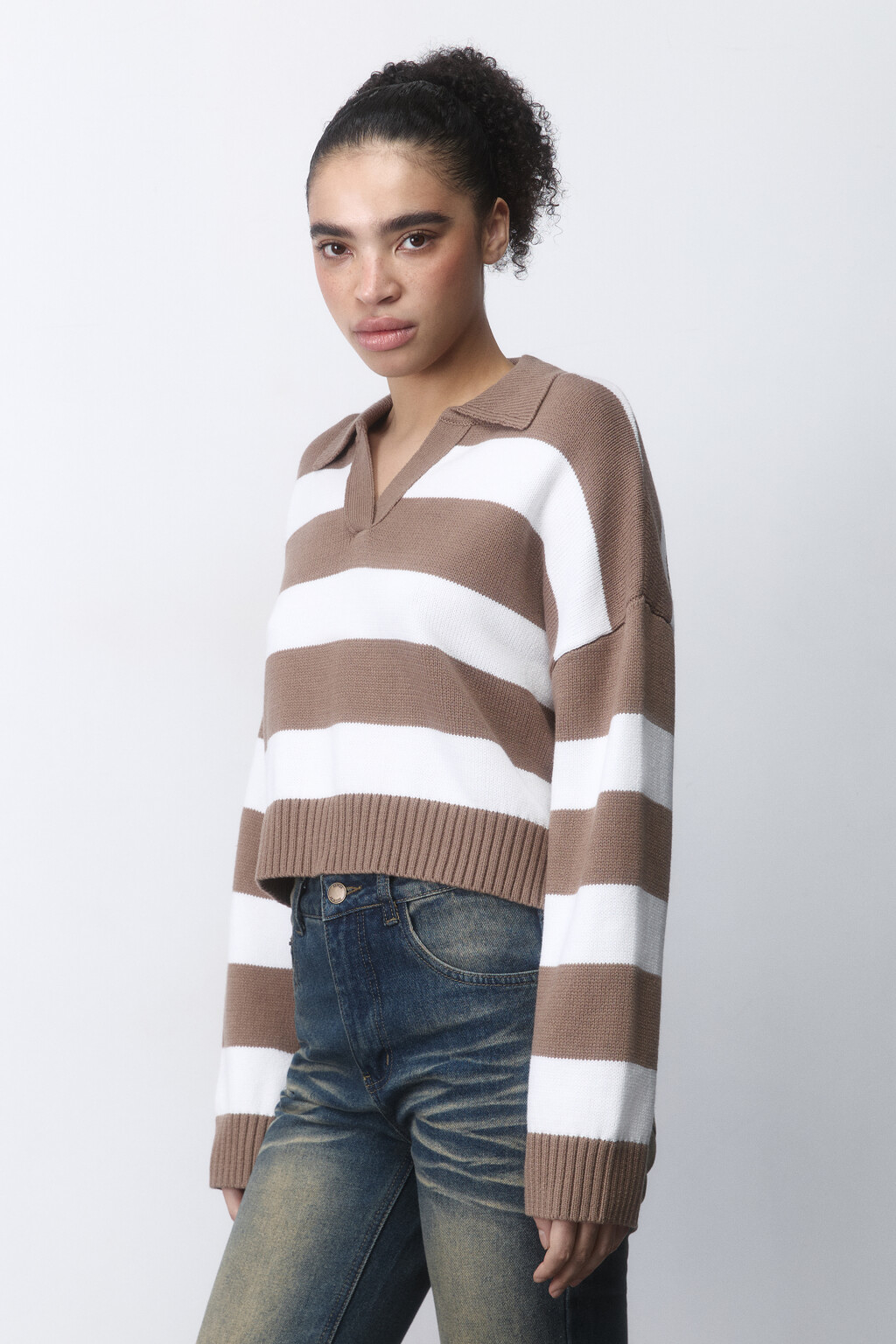 Джемпер укороченный с воротником-поло - цвет коричневый - 3