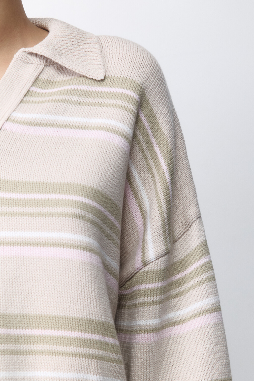 Джемпер укороченный с воротником-поло - цвет мультиколор - 8