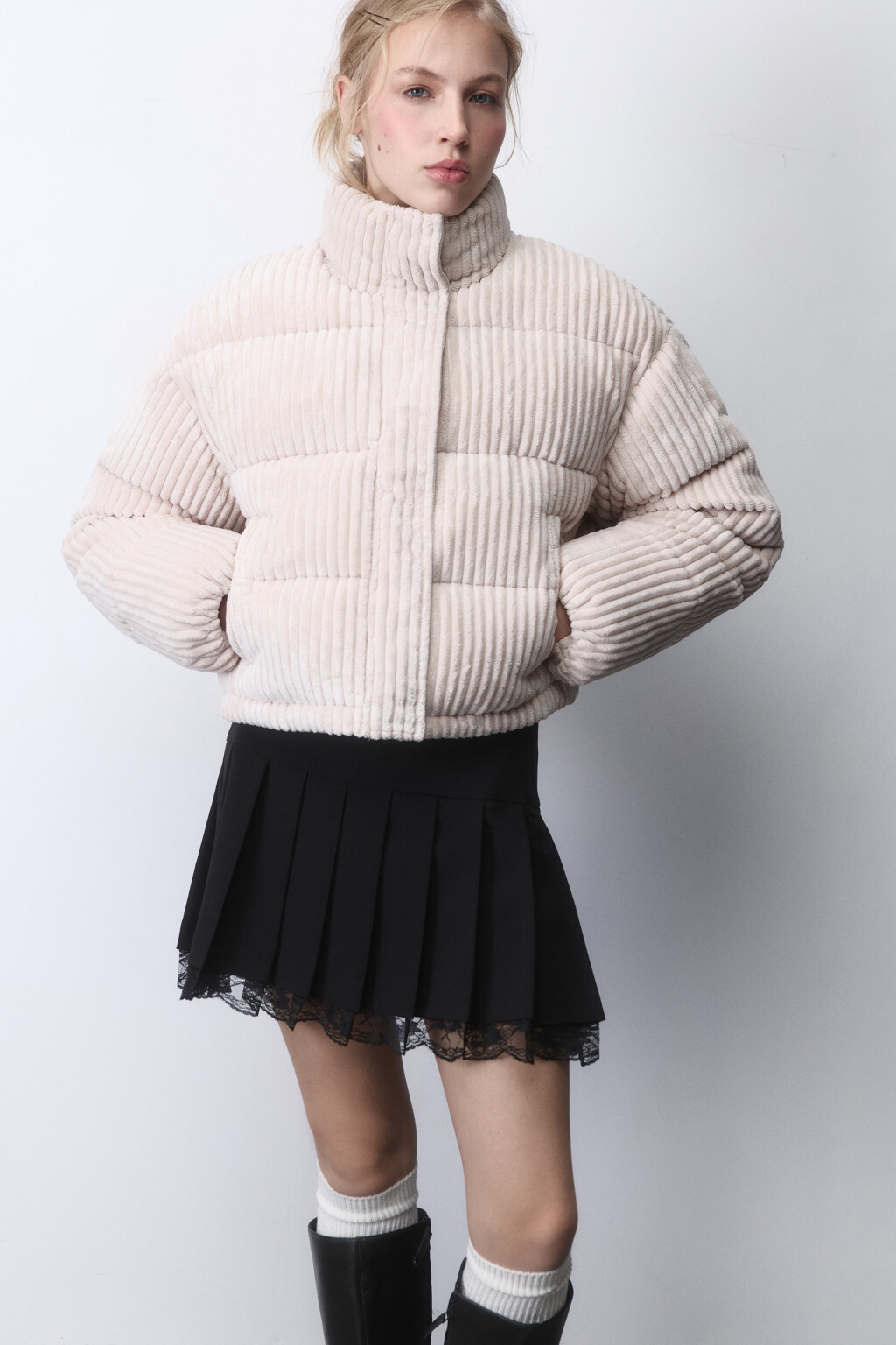 Куртка стеганая укороченная из вельветовой ткани - цвет молочный - 1