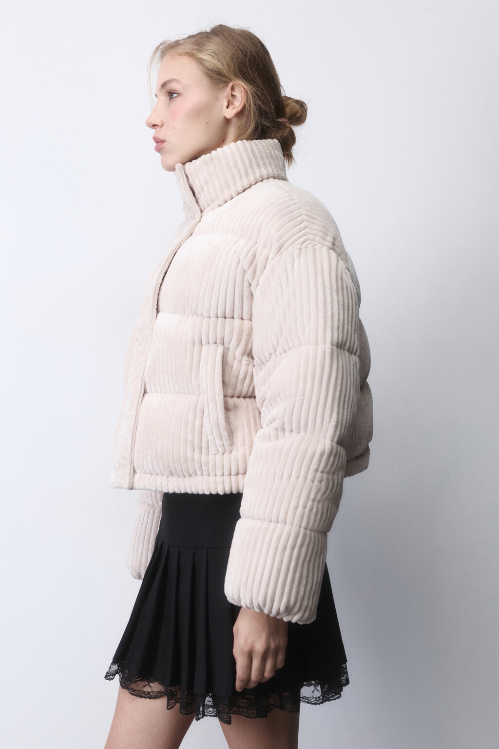 Куртка стеганая укороченная из вельветовой ткани - цвет молочный - 3