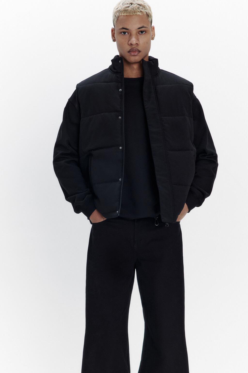 Жилет стеганый утепленный с воротником-стойкой - цвет черный - 1