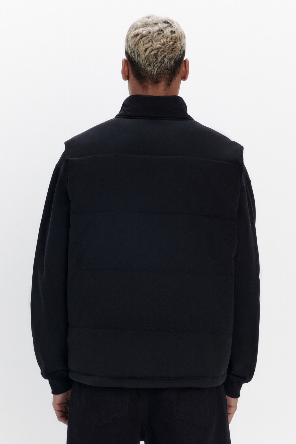 Жилет стеганый утепленный с воротником-стойкой - цвет черный - 3