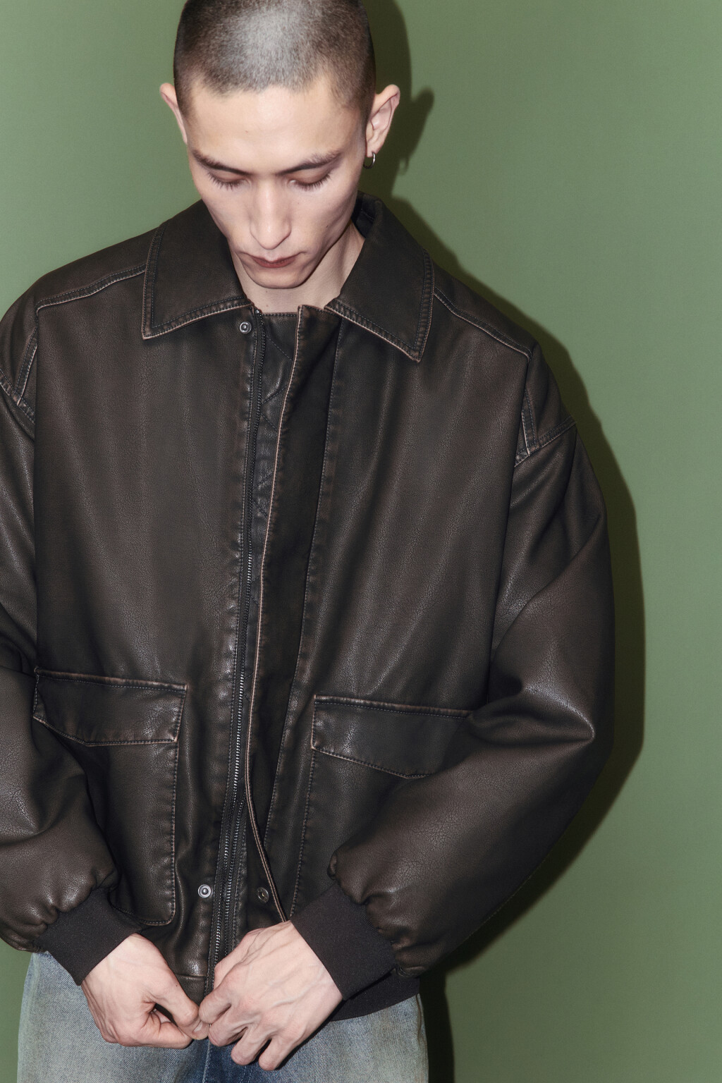 Куртка-бомбер утепленная в винтажном стиле - цвет коричневый - 2