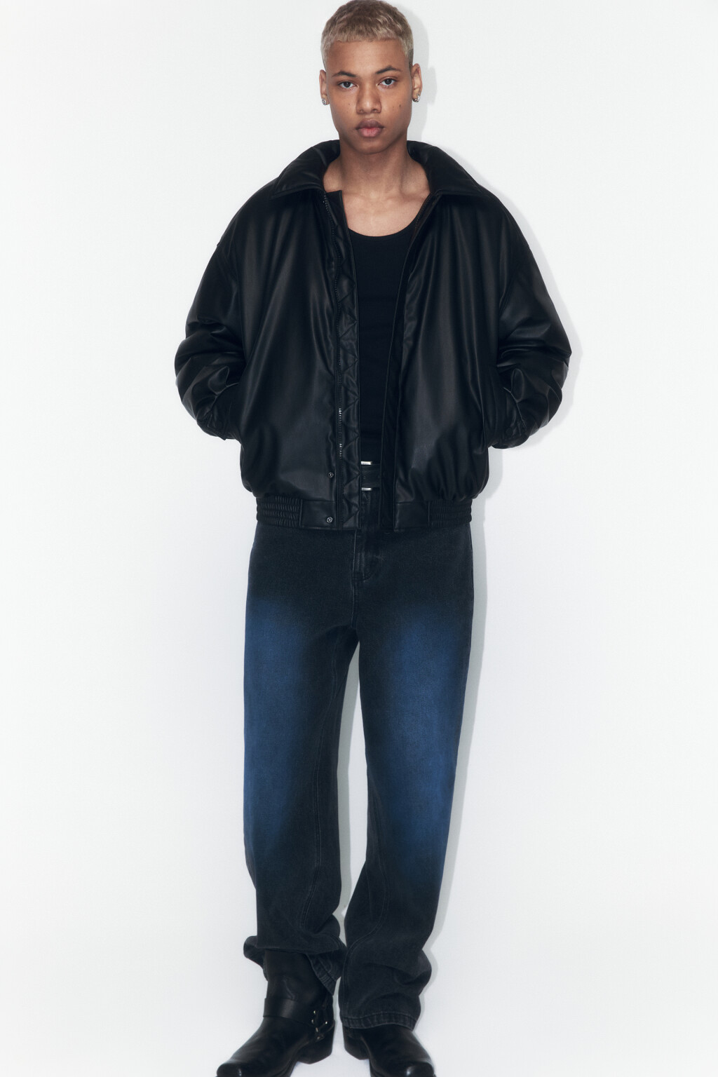 Куртка-бомбер из искусственной кожи на утеплителе - цвет черный - 5