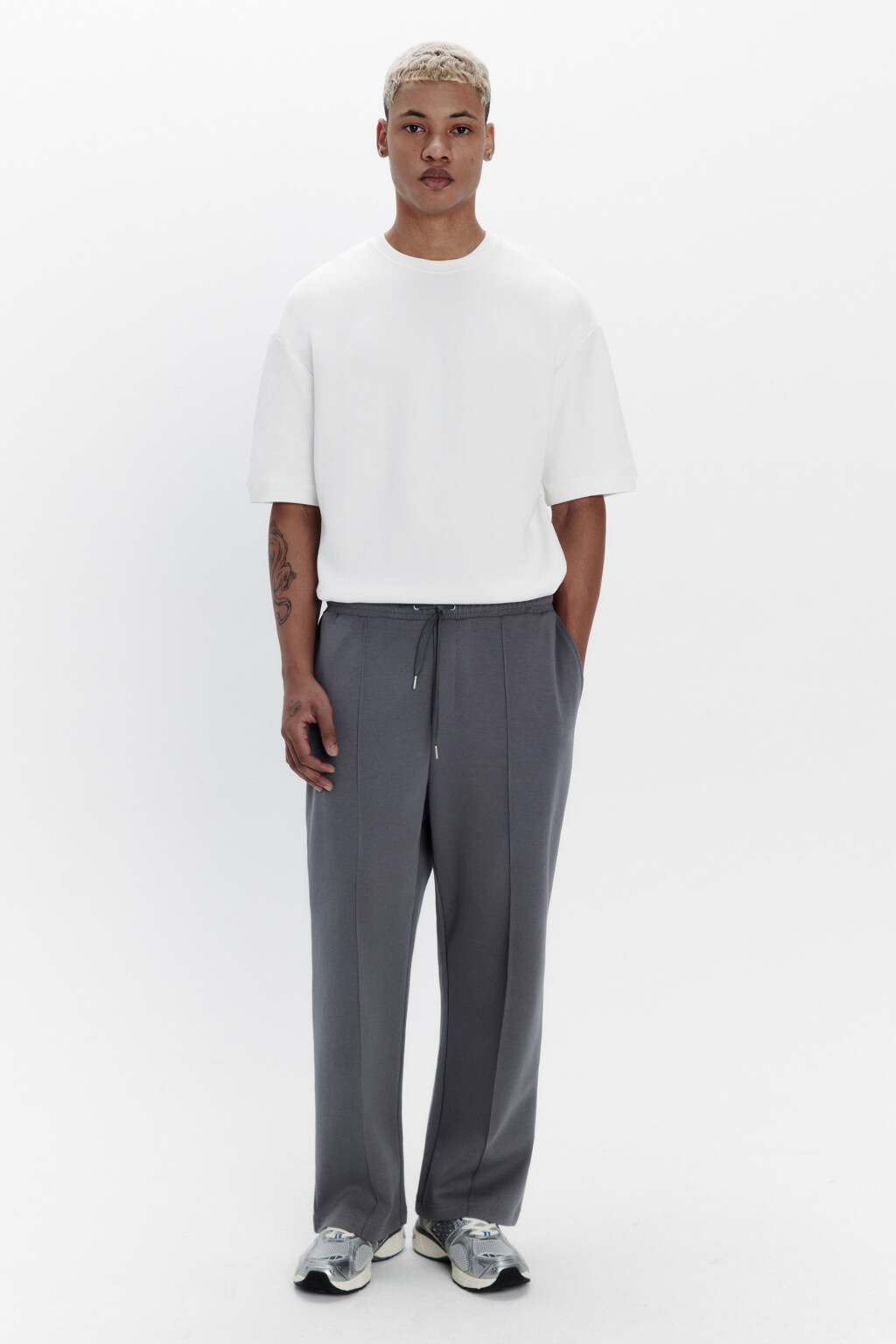 Брюки широкие с поясом на завязках - цвет серый - 4