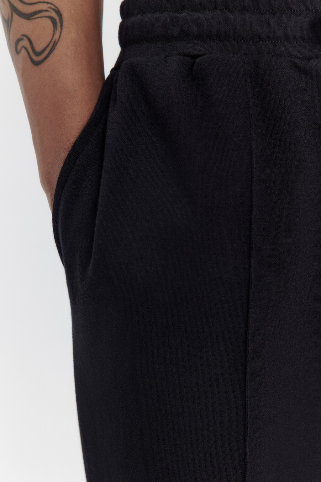 Брюки широкие с поясом на завязках - цвет черный - 5