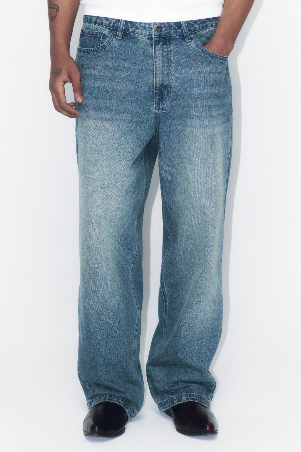 Джинсы skater fit широкие со стиркой - цвет голубой - 4