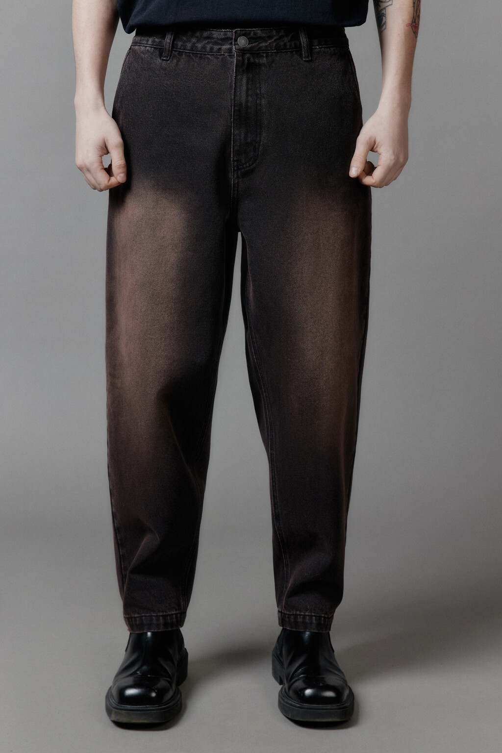 Джинсы-бананы широкие со стиркой - цвет серый - 4