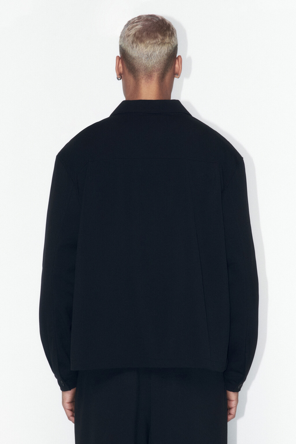 Рубашка-овершот плотная с карманами - цвет черный - 4