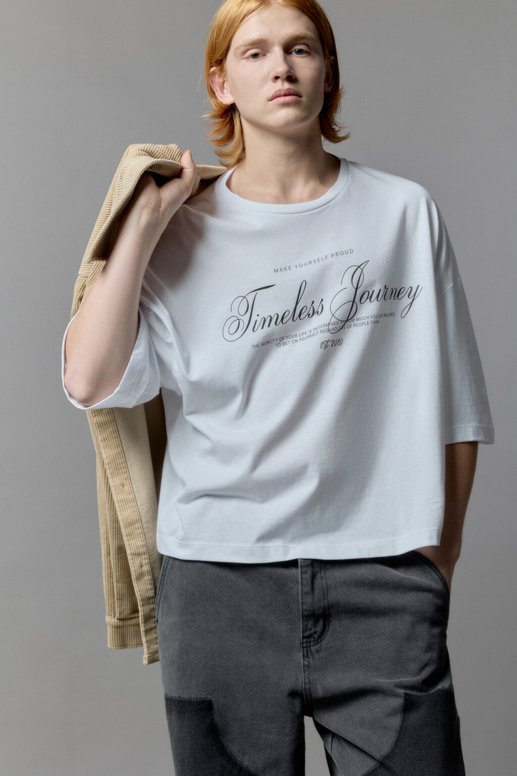 Футболка boxy fit с принтом-надписью - цвет белый - 3