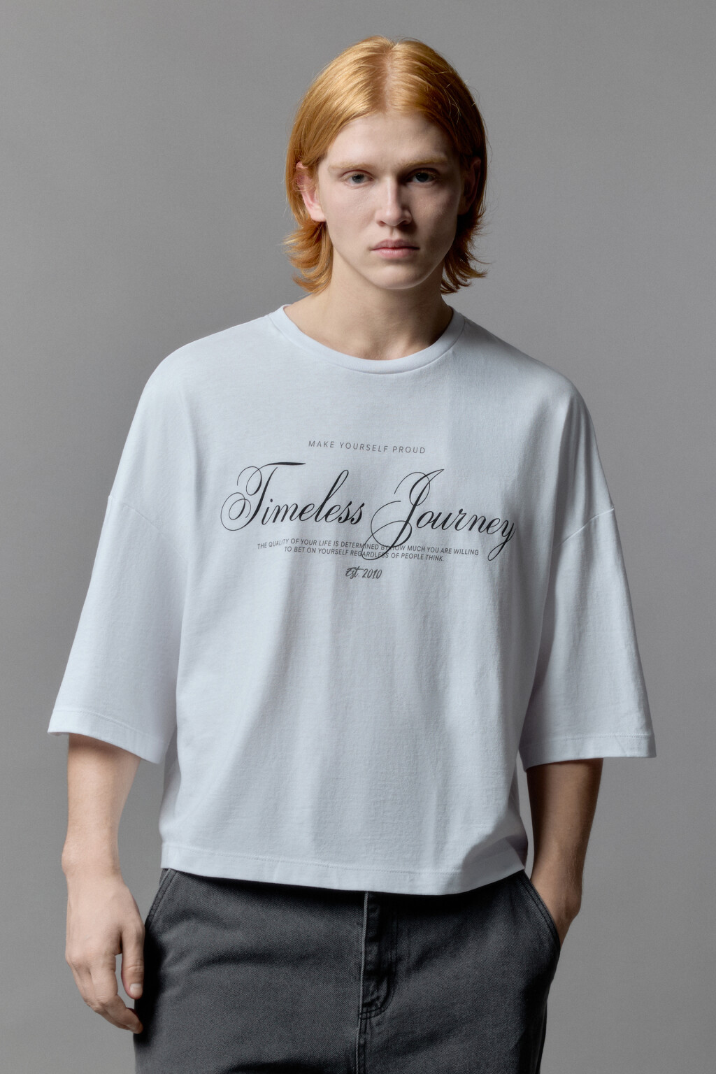 Футболка boxy fit с принтом-надписью - цвет белый - 2