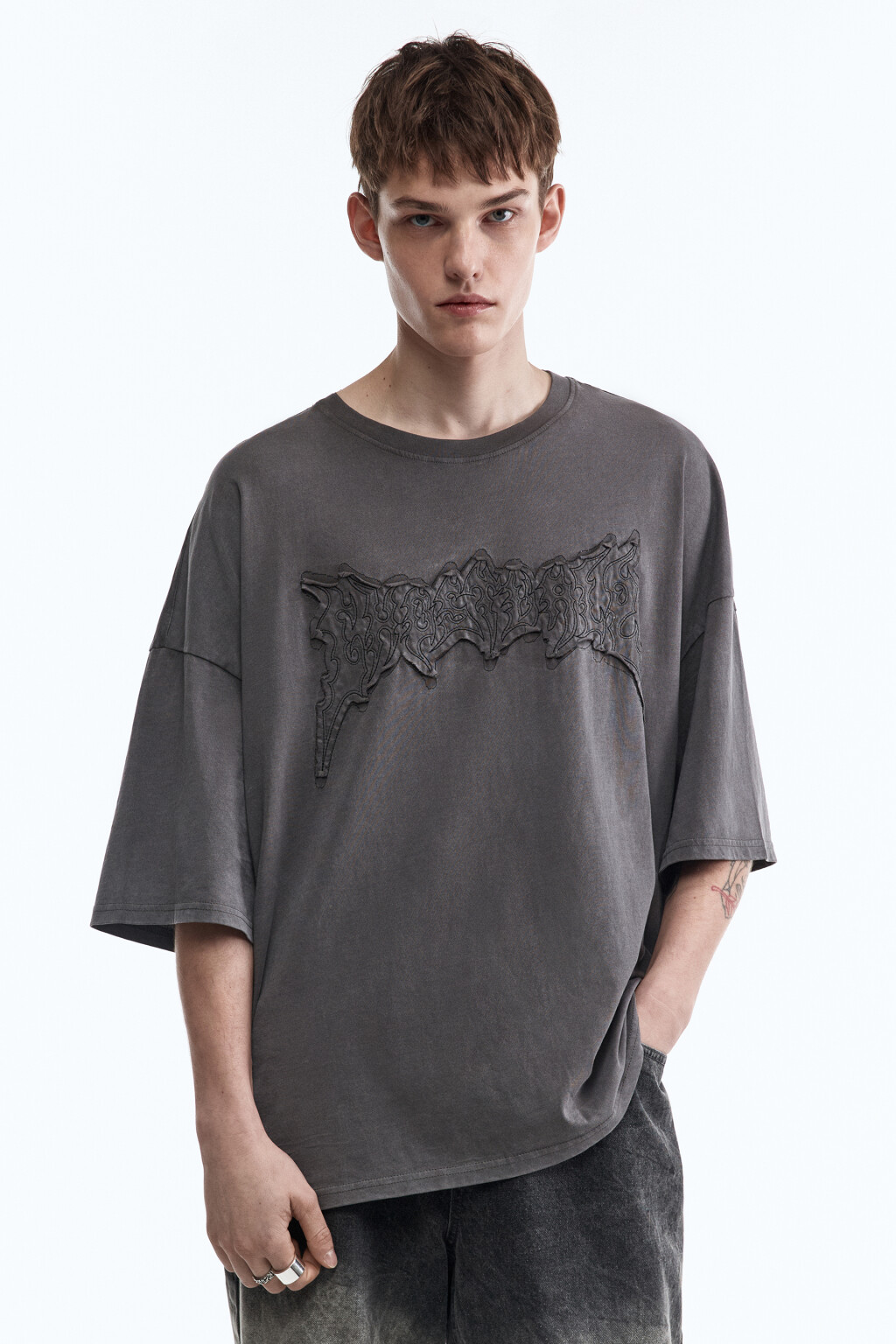 Футболка oversize в стиле гранж - цвет серый - 3