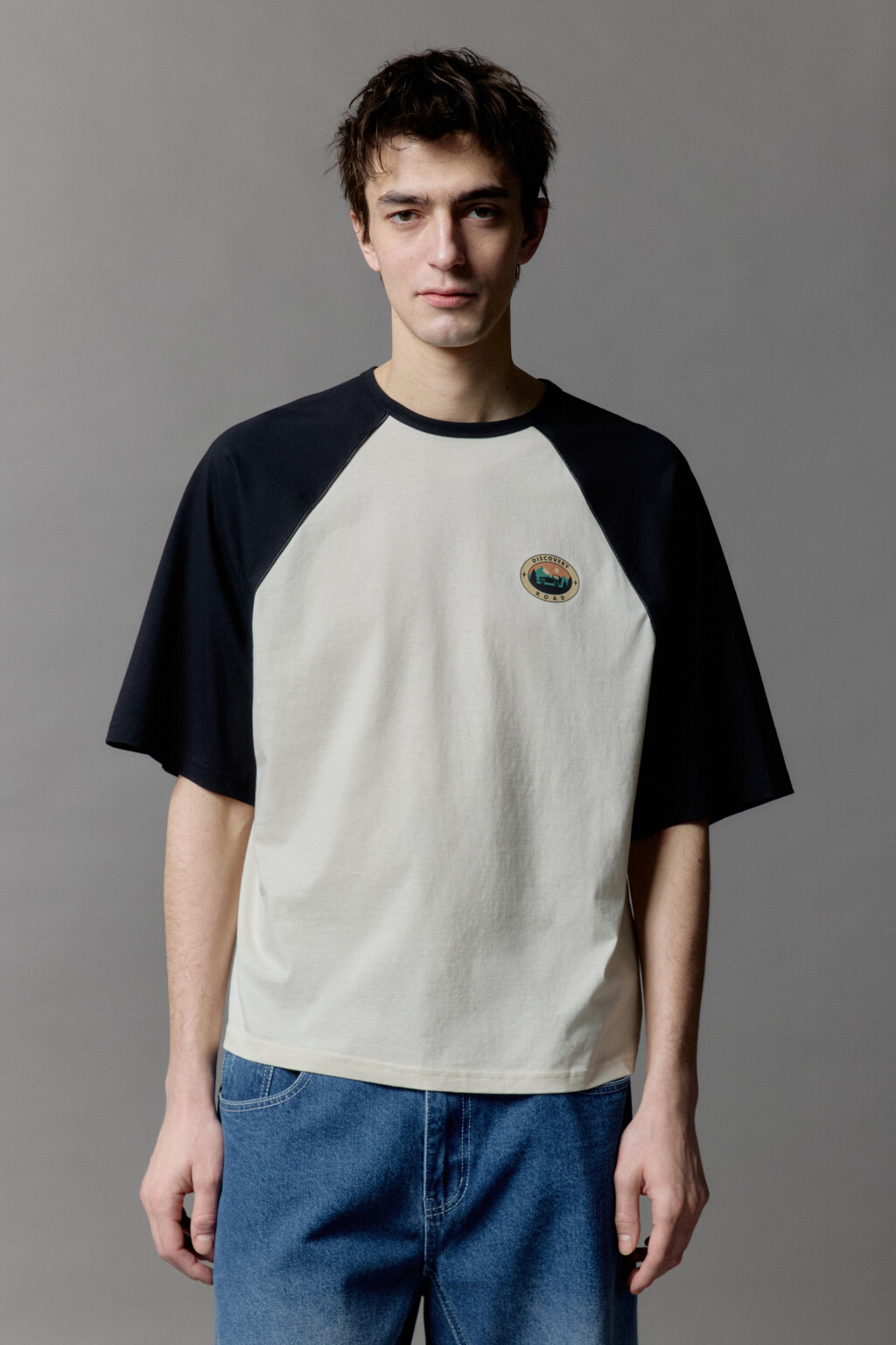 Футболка хлопковая с контрастными рукавами - цвет бежевый - 2