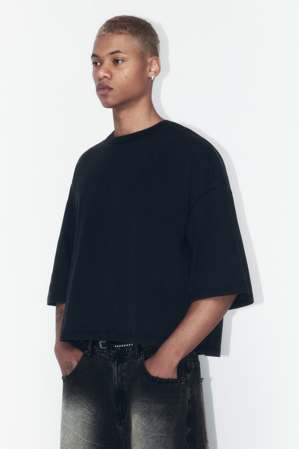 Футболка boxy fit хлопковая с вареным эффектом - цвет черный - 4