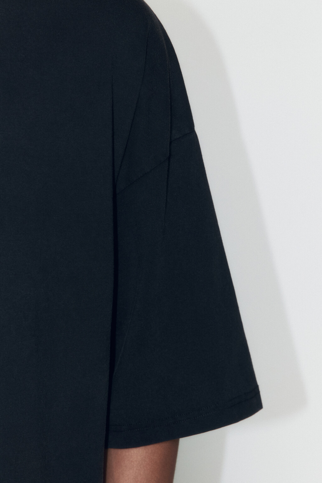 Футболка boxy fit хлопковая с вареным эффектом - цвет черный - 8