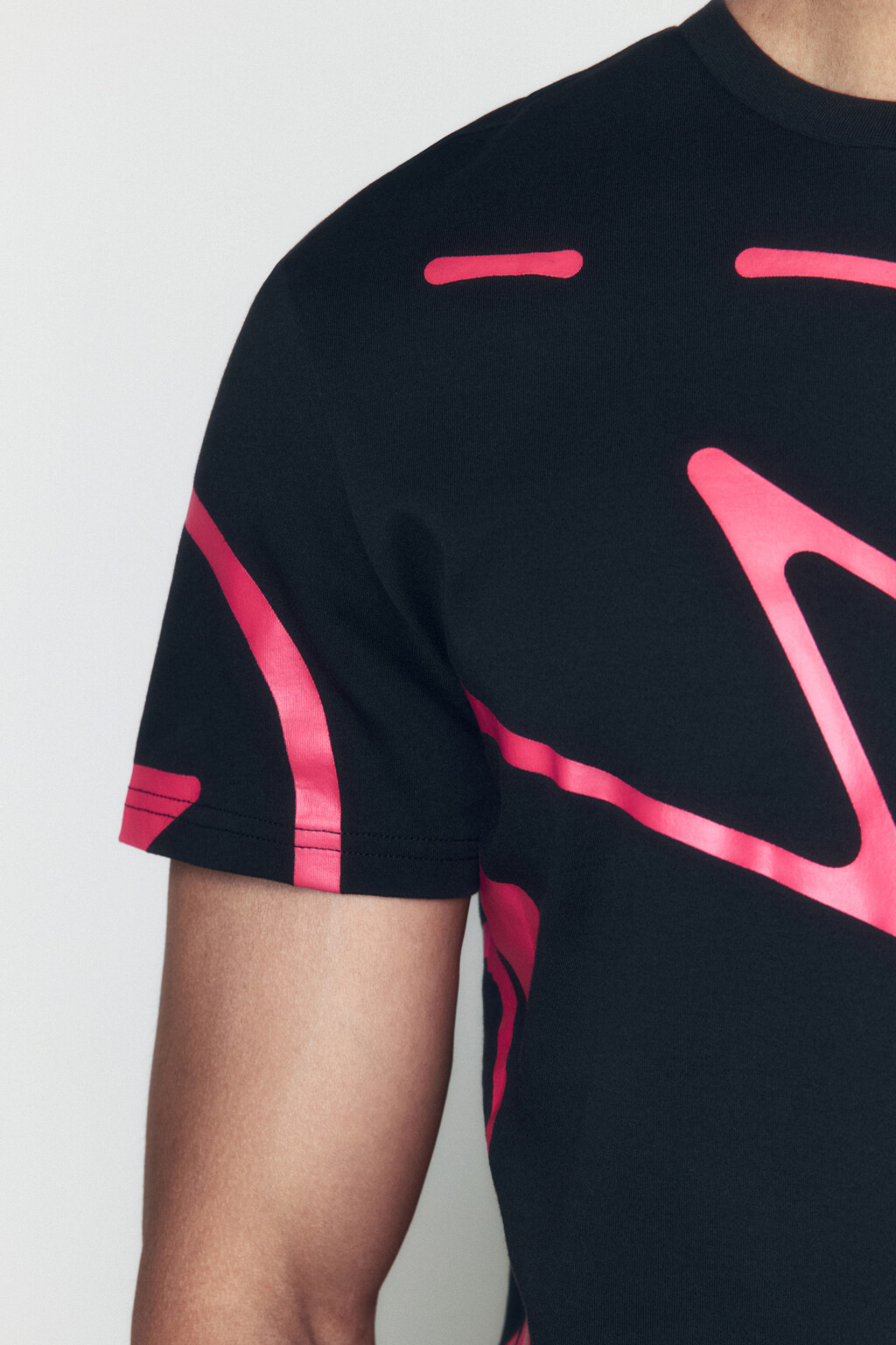 Футболка облегающая хлопковая с принтом - цвет черный - 7