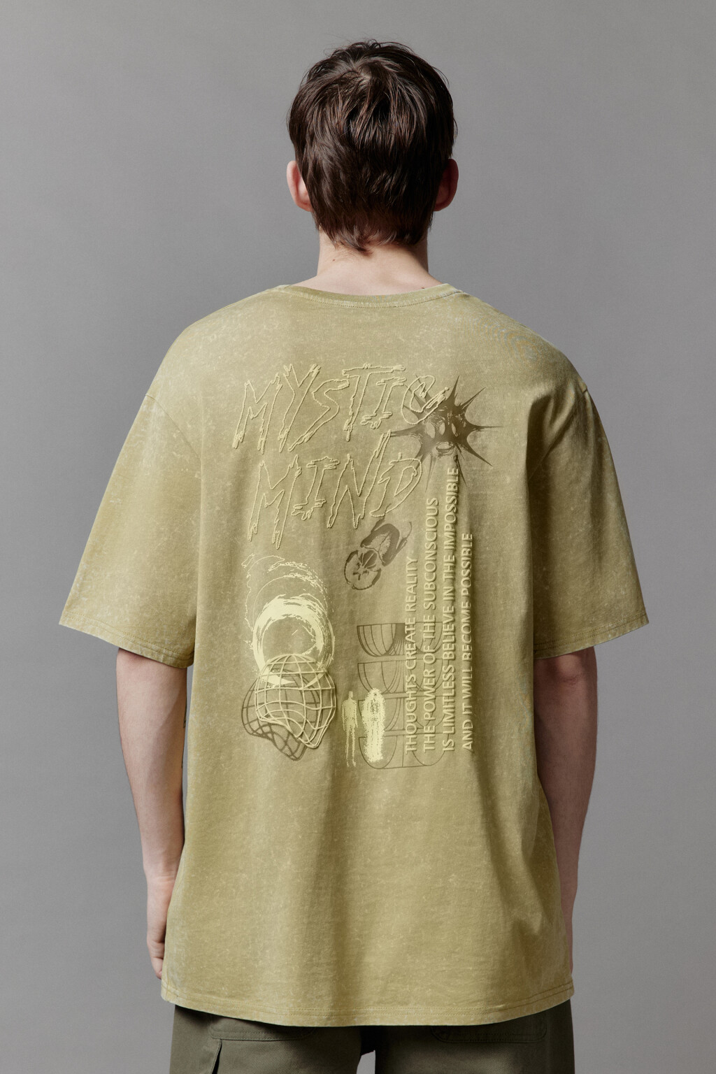 Футболка хлопковая с вареным эффектом и принтом - цвет зеленый - 6