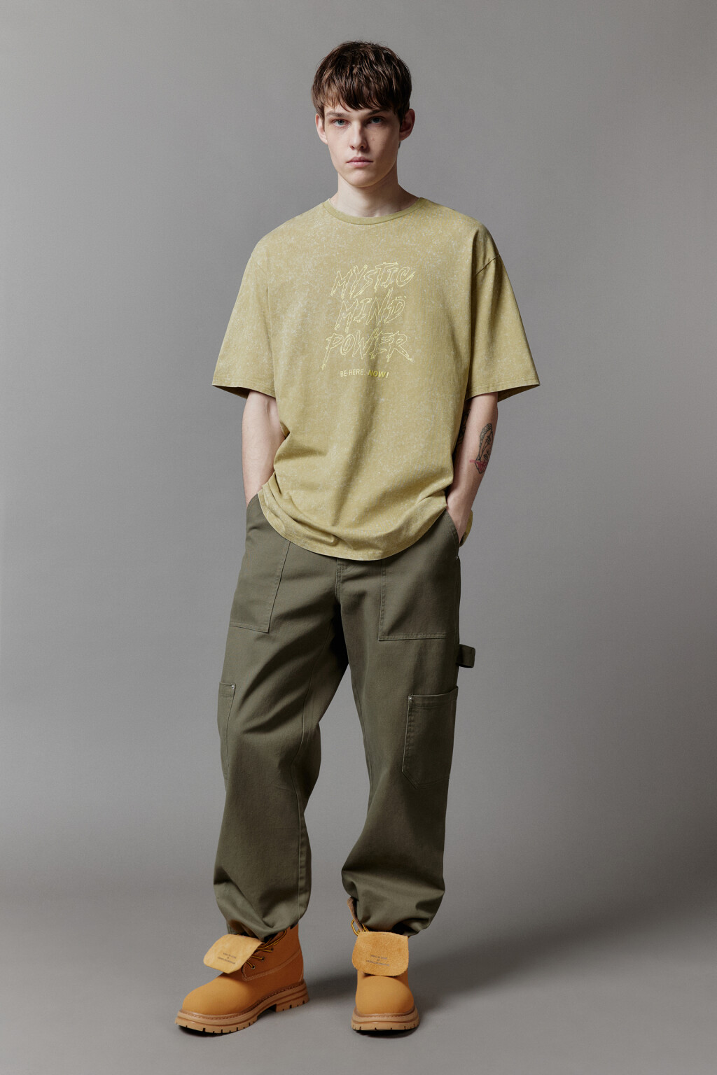 Футболка хлопковая с вареным эффектом и принтом - цвет зеленый - 7