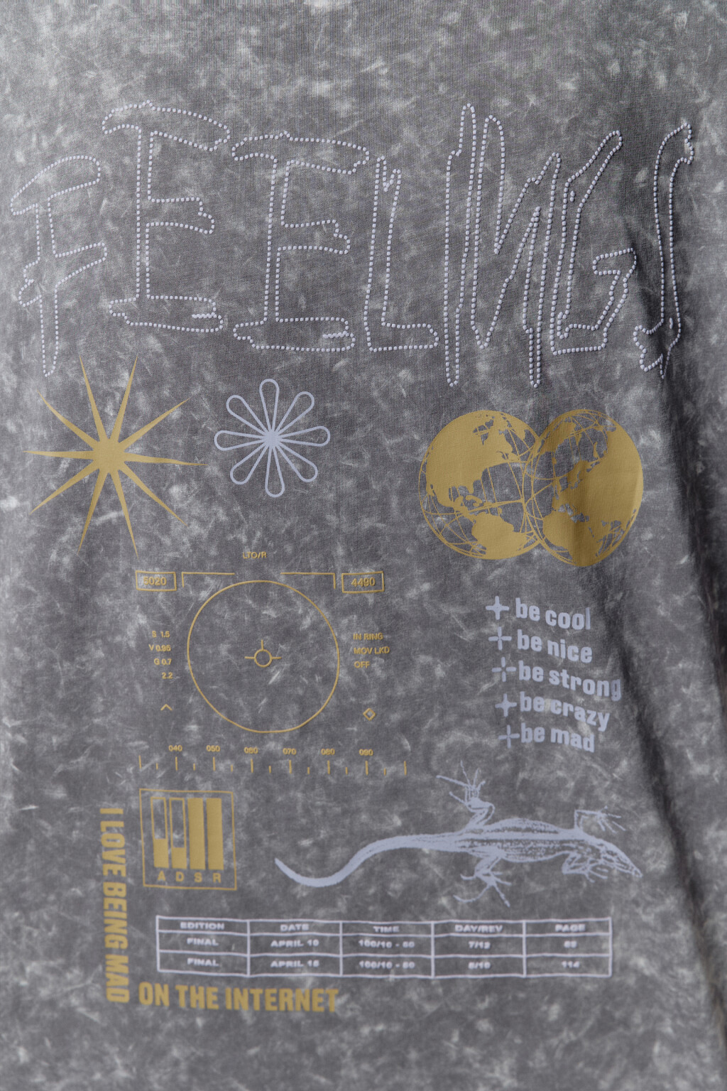 Футболка хлопковая с вареным эффектом и принтом - цвет серый - 9