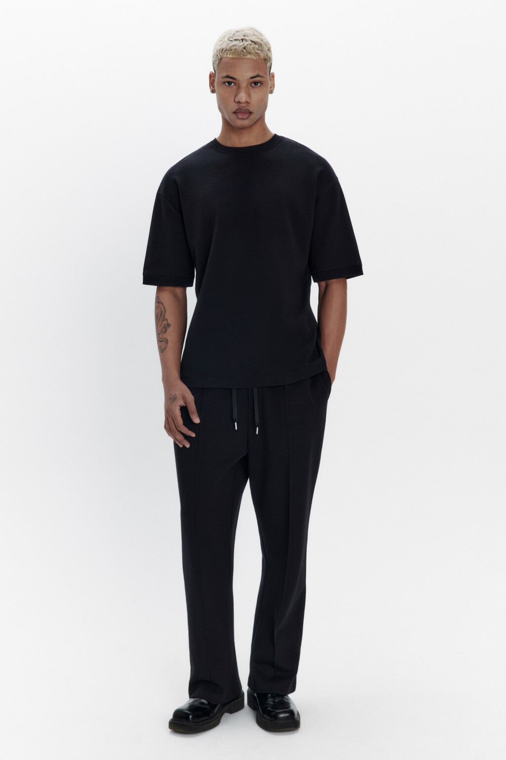 Футболка oversize из хлопкового футера - цвет черный - 4