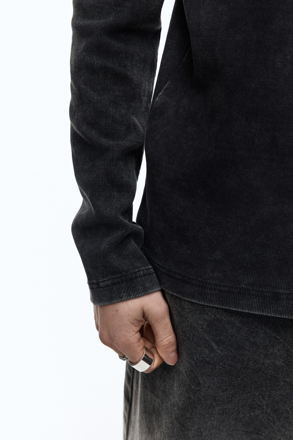 Лонгслив хлопковый облегающий в рубчик - цвет черный - 8