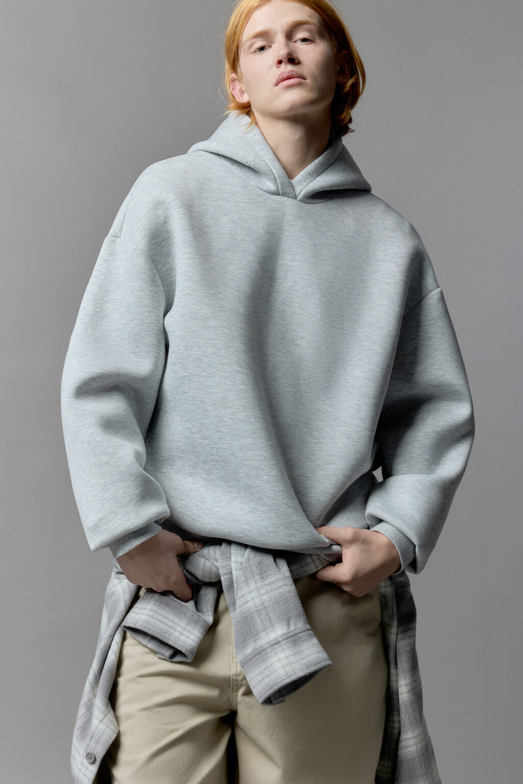 Худи с капюшоном и имитацией футболки - цвет серый - 1