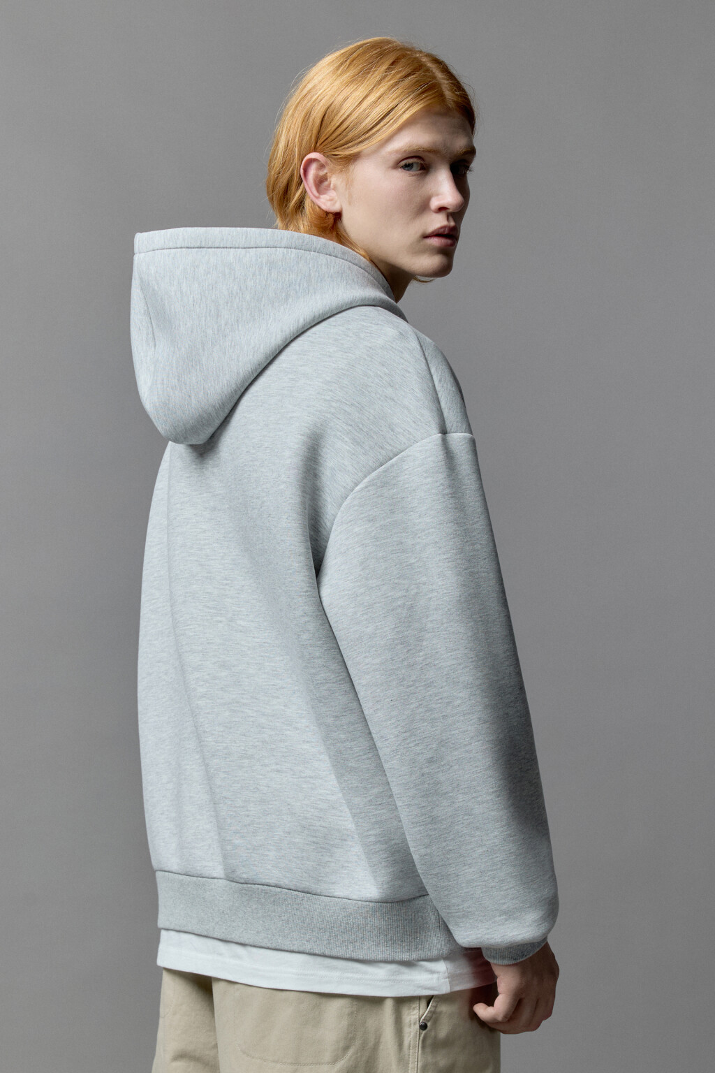 Худи с капюшоном и имитацией футболки - цвет серый - 4