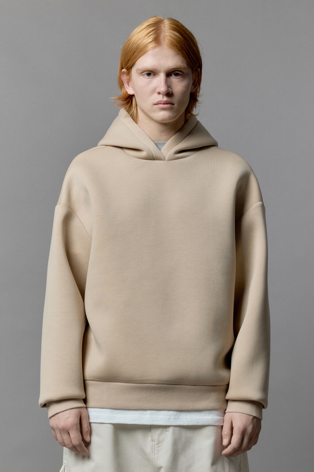 Худи с капюшоном и имитацией футболки - цвет бежевый - 2