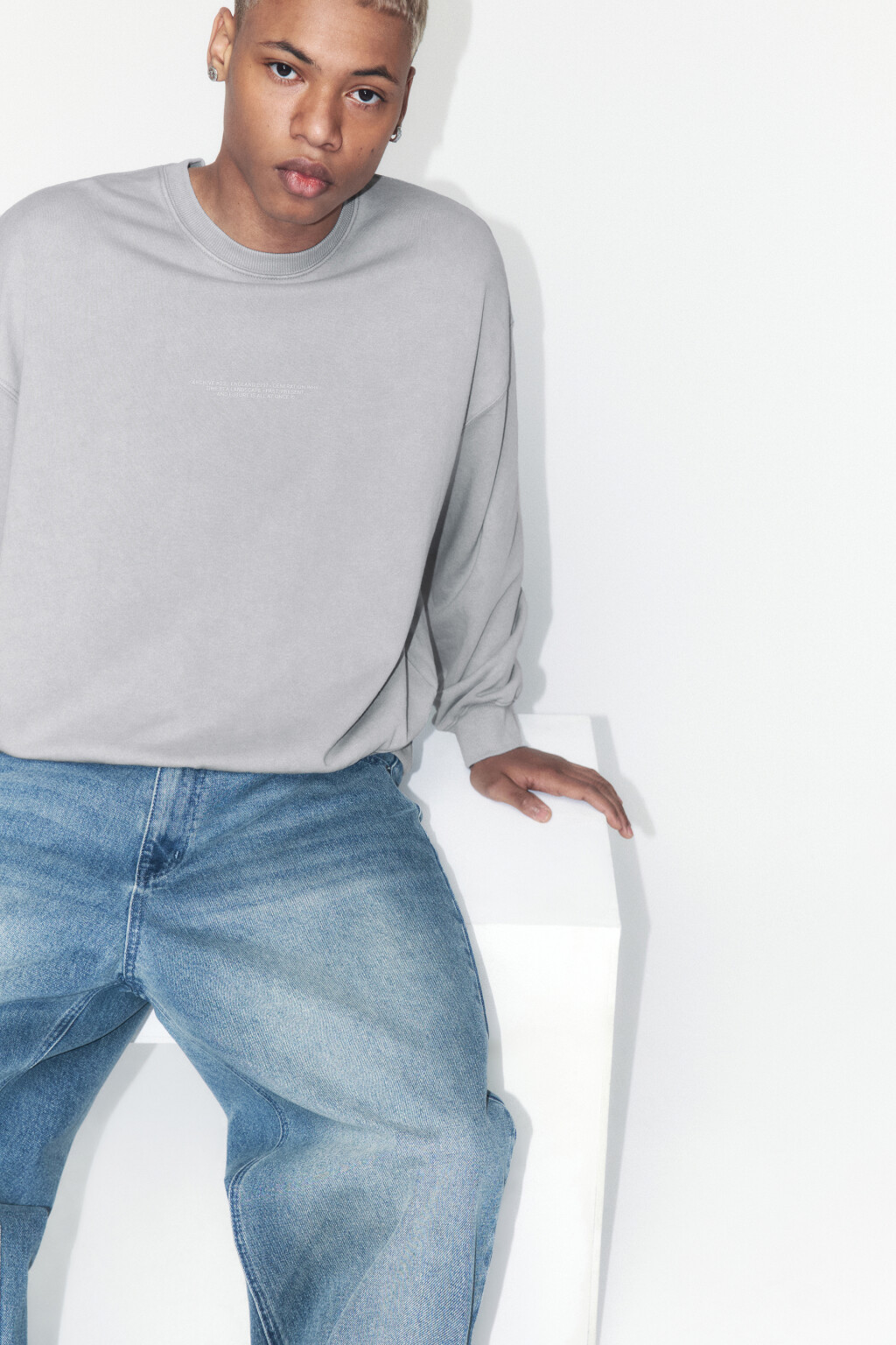 Свитшот из футера с принтом-надписью - цвет серый - 1