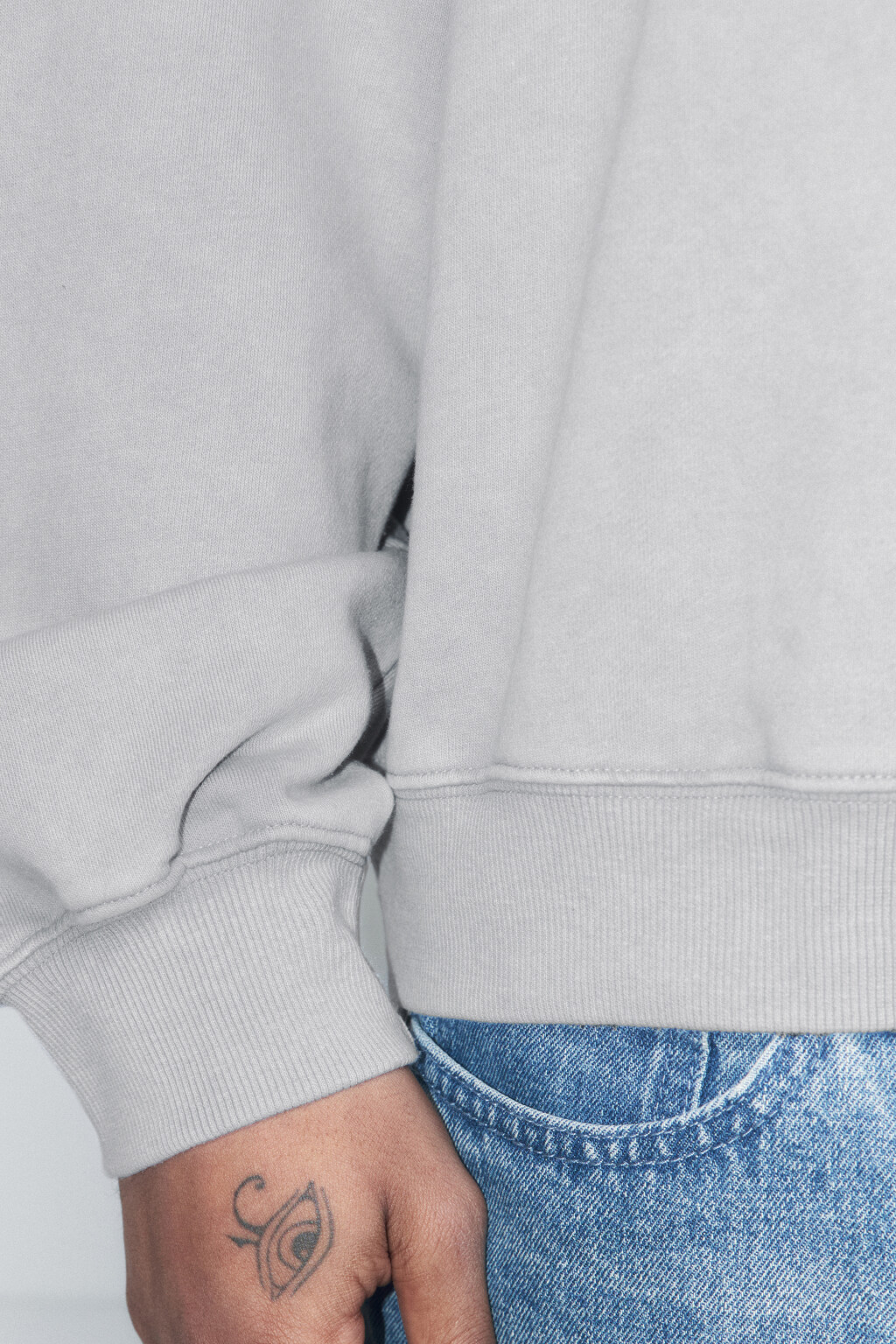 Свитшот из футера с принтом-надписью - цвет серый - 7