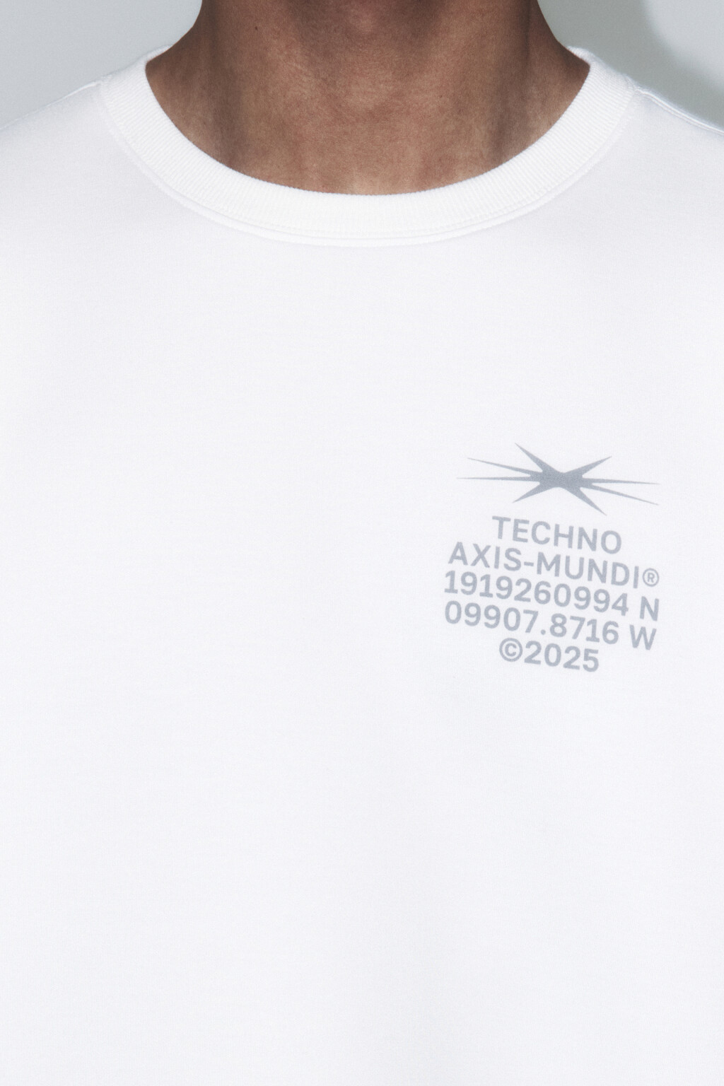 Свитшот из неопрена с принтом-надписью - цвет белый - 5