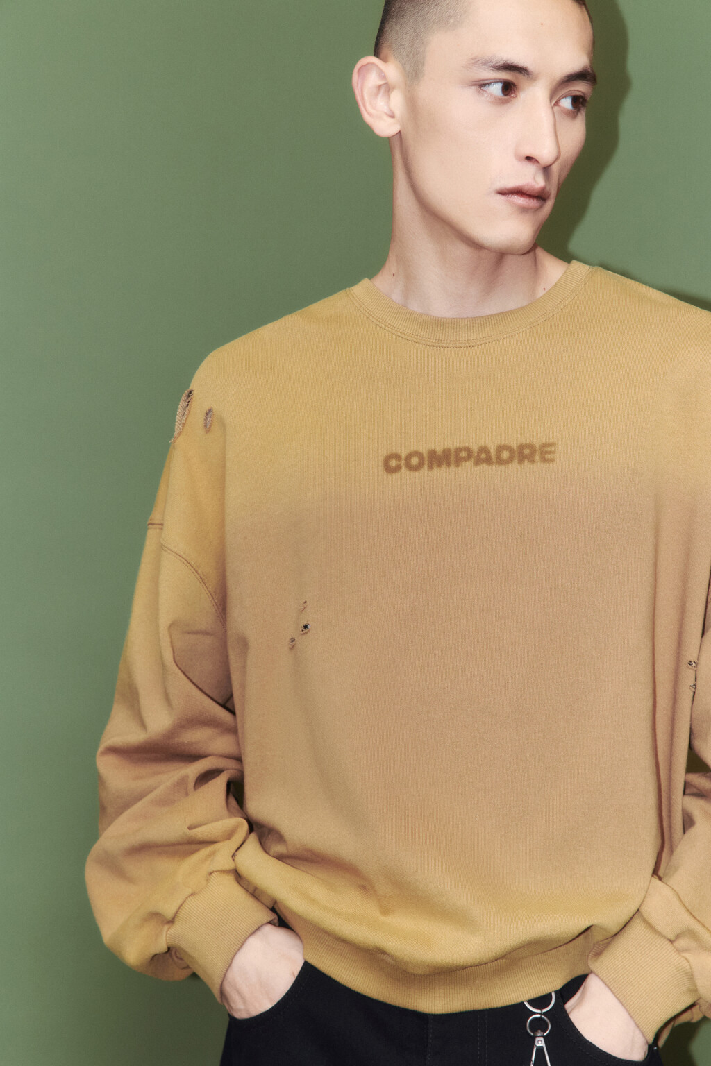 Свитшот из футера с состаренным эффектом - цвет коричневый - 1