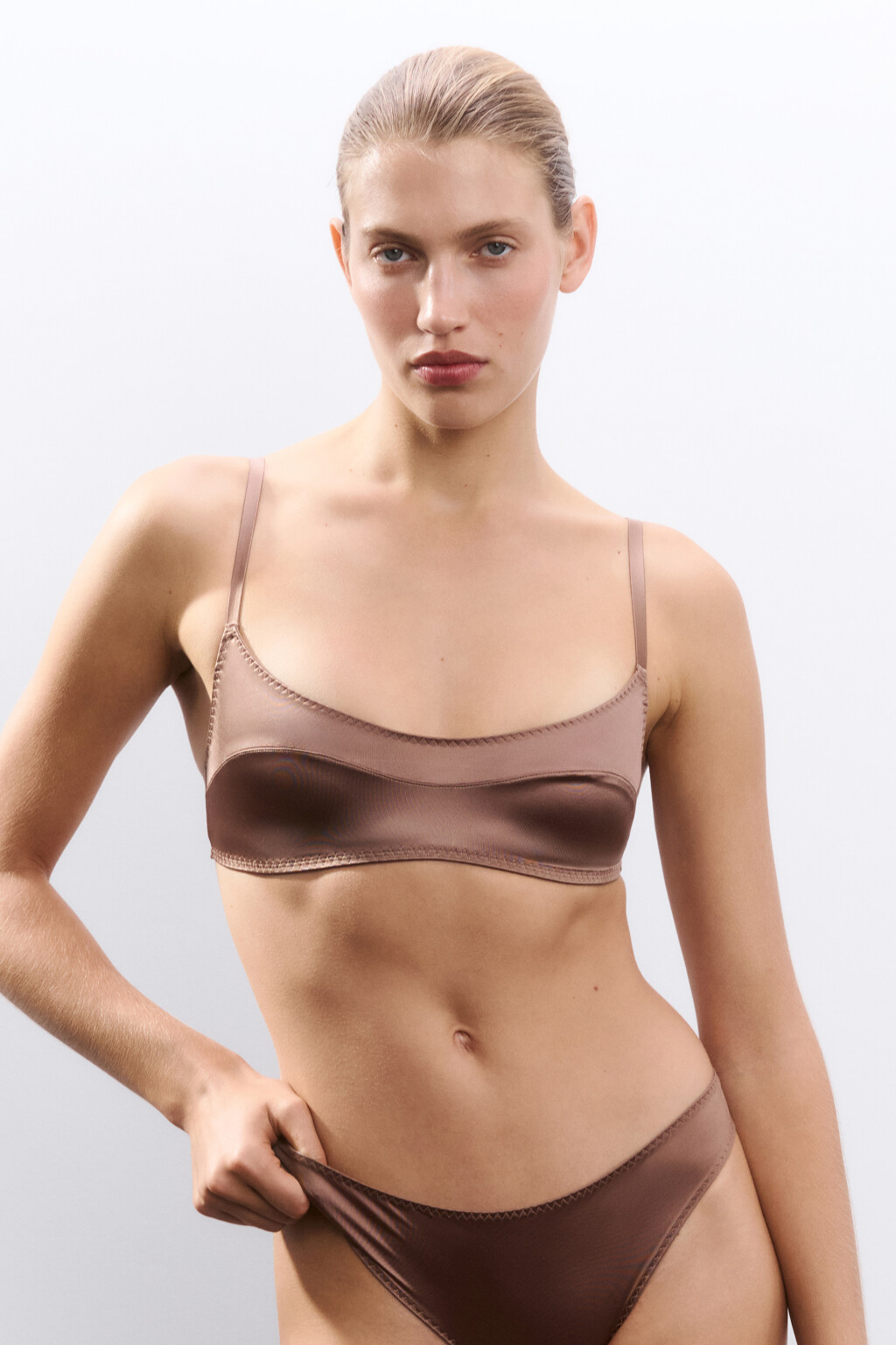 Бюстгальтер-бра атласный - цвет коричневый - 2