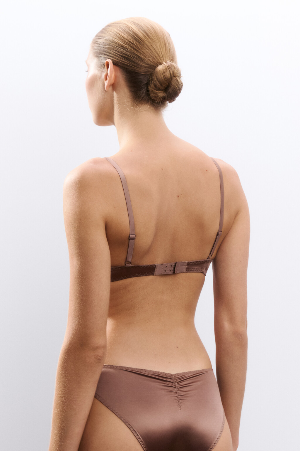 Бюстгальтер-бра атласный - цвет коричневый - 3