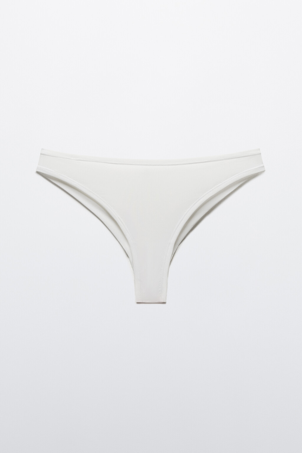 Трусы-бразильяна базовые гладкие - цвет белый - 5