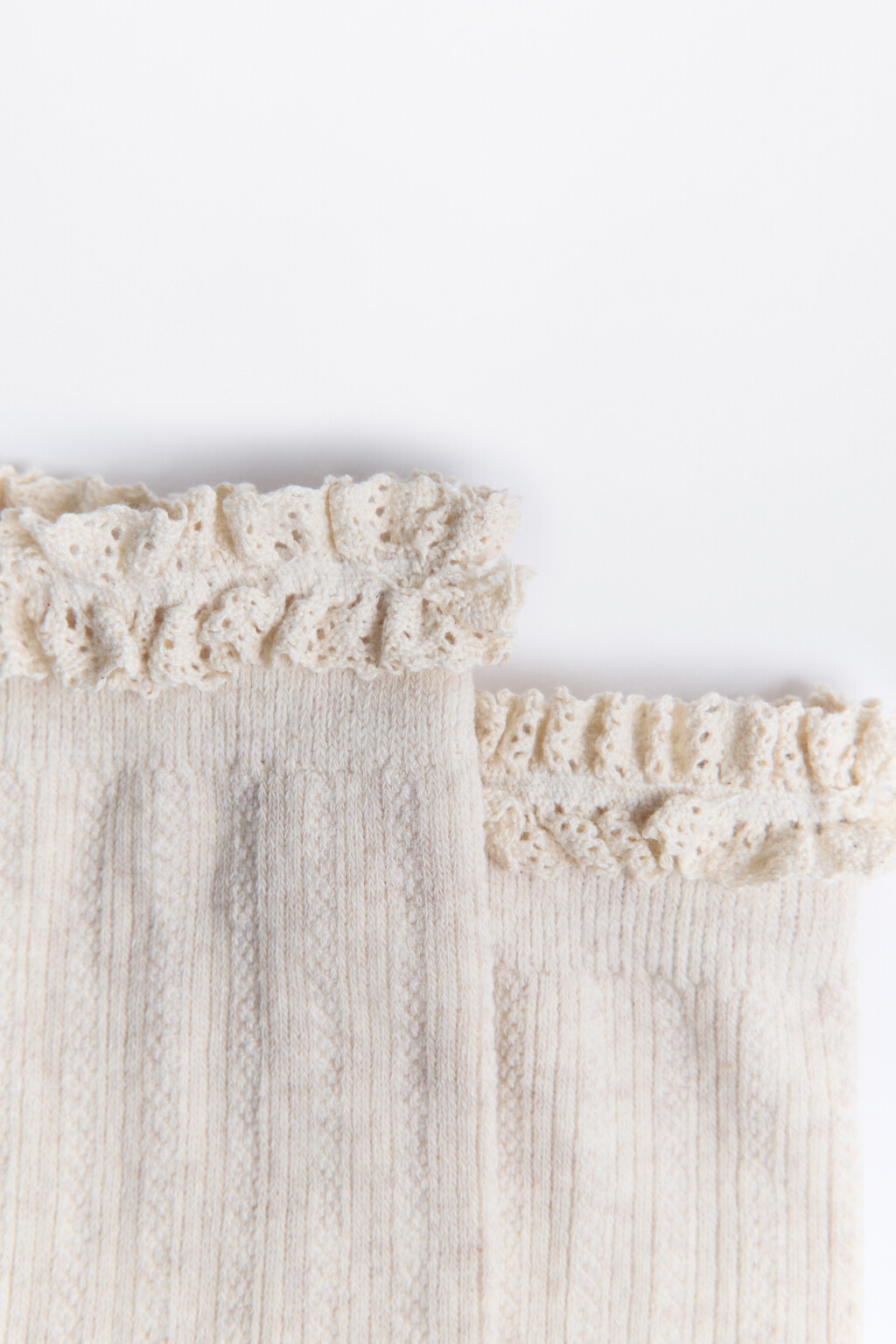 Носки высокие с кружевом - цвет бежевый - 2