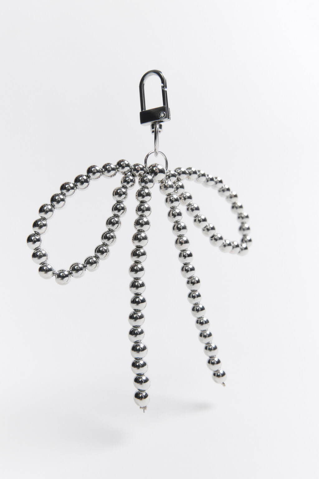 Брелок-обвес с металлическими бусинами - цвет серый - 1