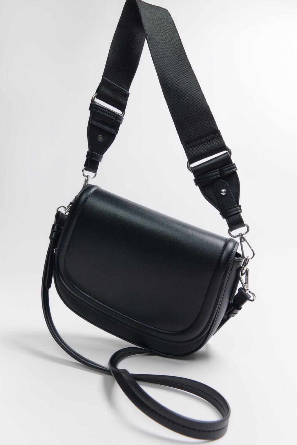 Сумка-кроссбоди с широким ремнем - цвет черный - 1