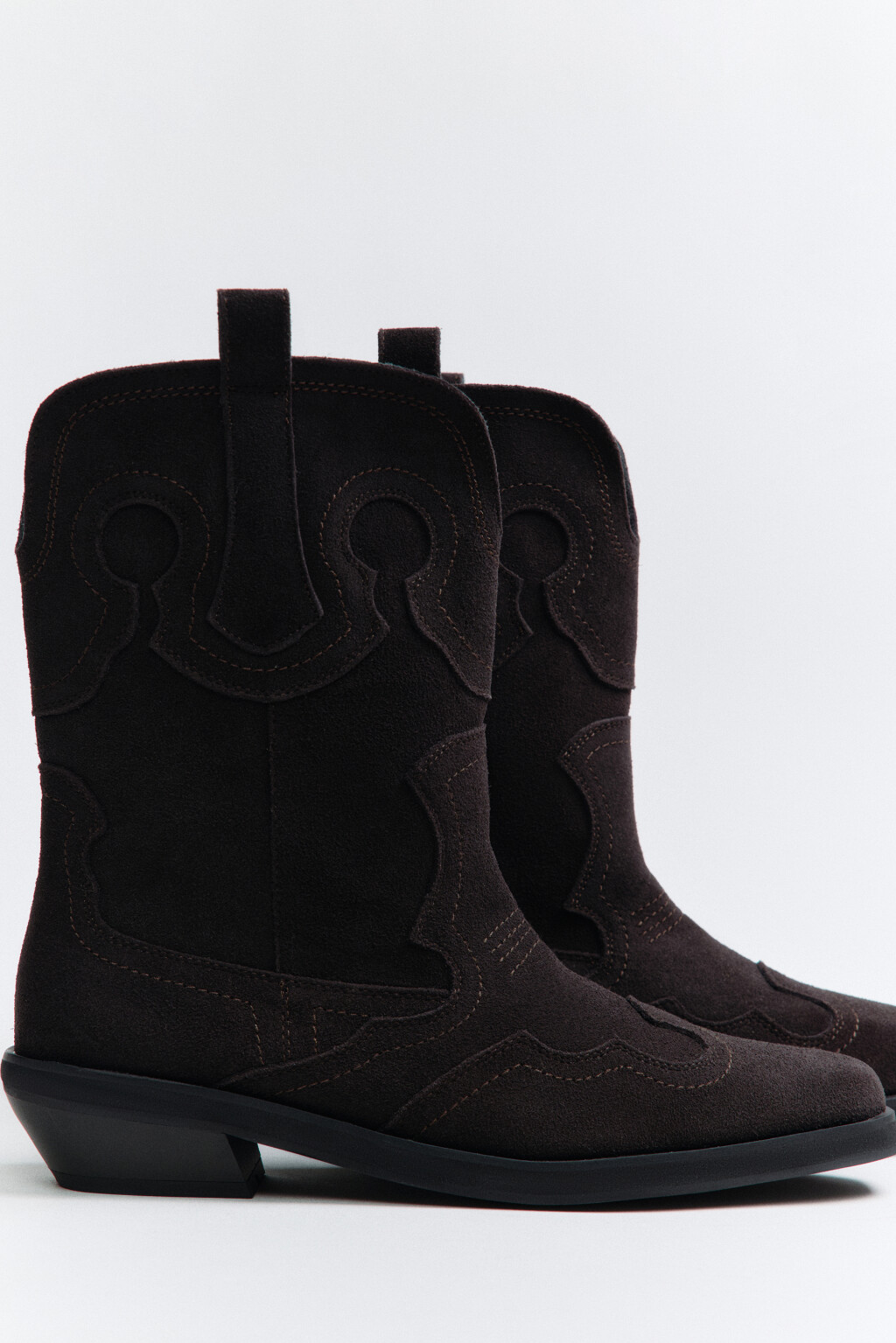 Полусапоги-казаки замшевые с вышивкой - цвет коричневый - 6