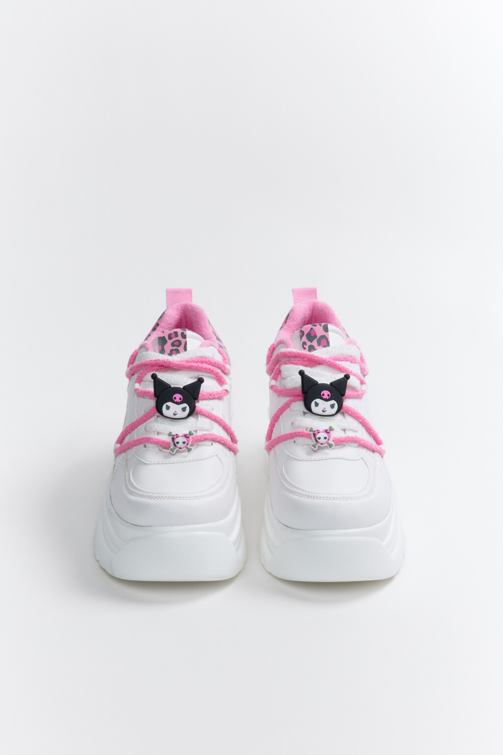 Кроссовки на платформе с декором - цвет белый - 2