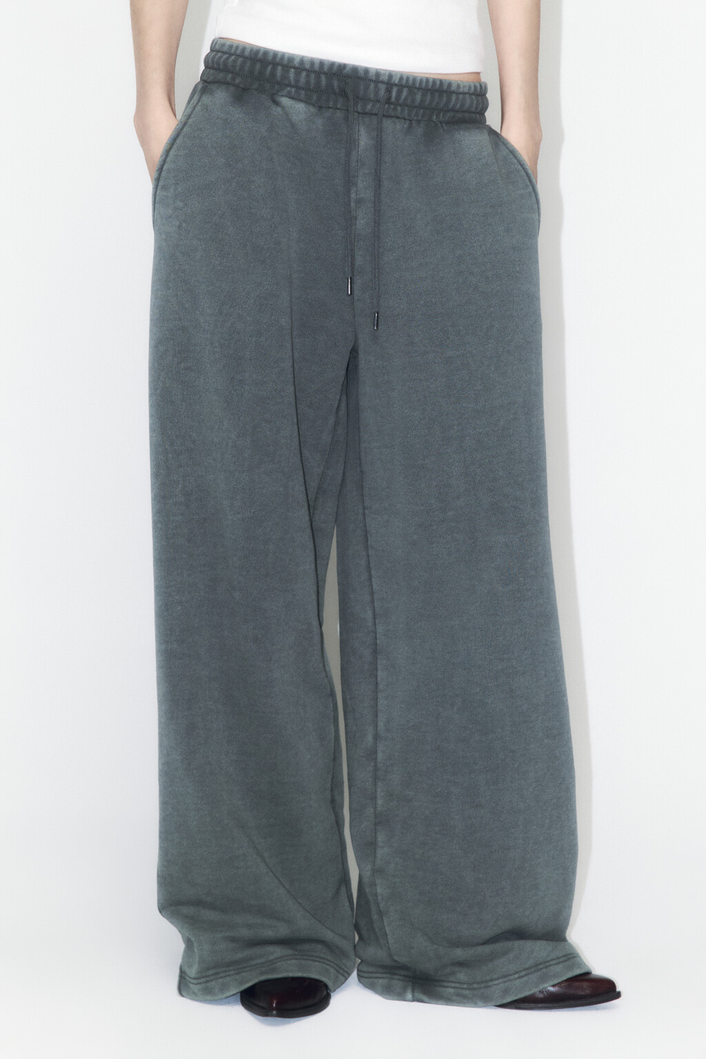 Брюки широкие трикотажные из футера - цвет зеленый - 2