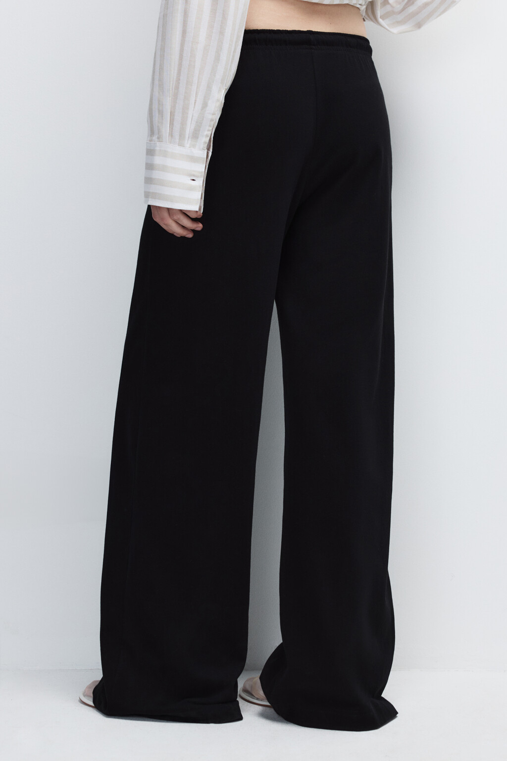 Брюки прямые трикотажные с завязками - цвет черный - 3