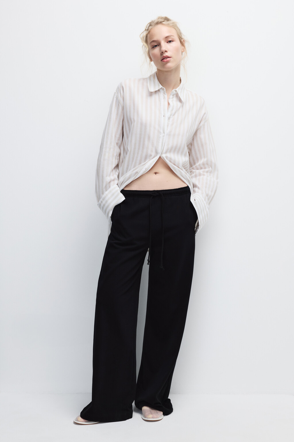 Брюки прямые трикотажные с завязками - цвет черный - 4